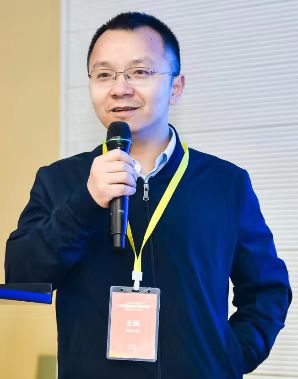 安博网页版创新论坛第一千三百九十讲：Floquet engineering symmetry-breaking and topological states under light irradiation